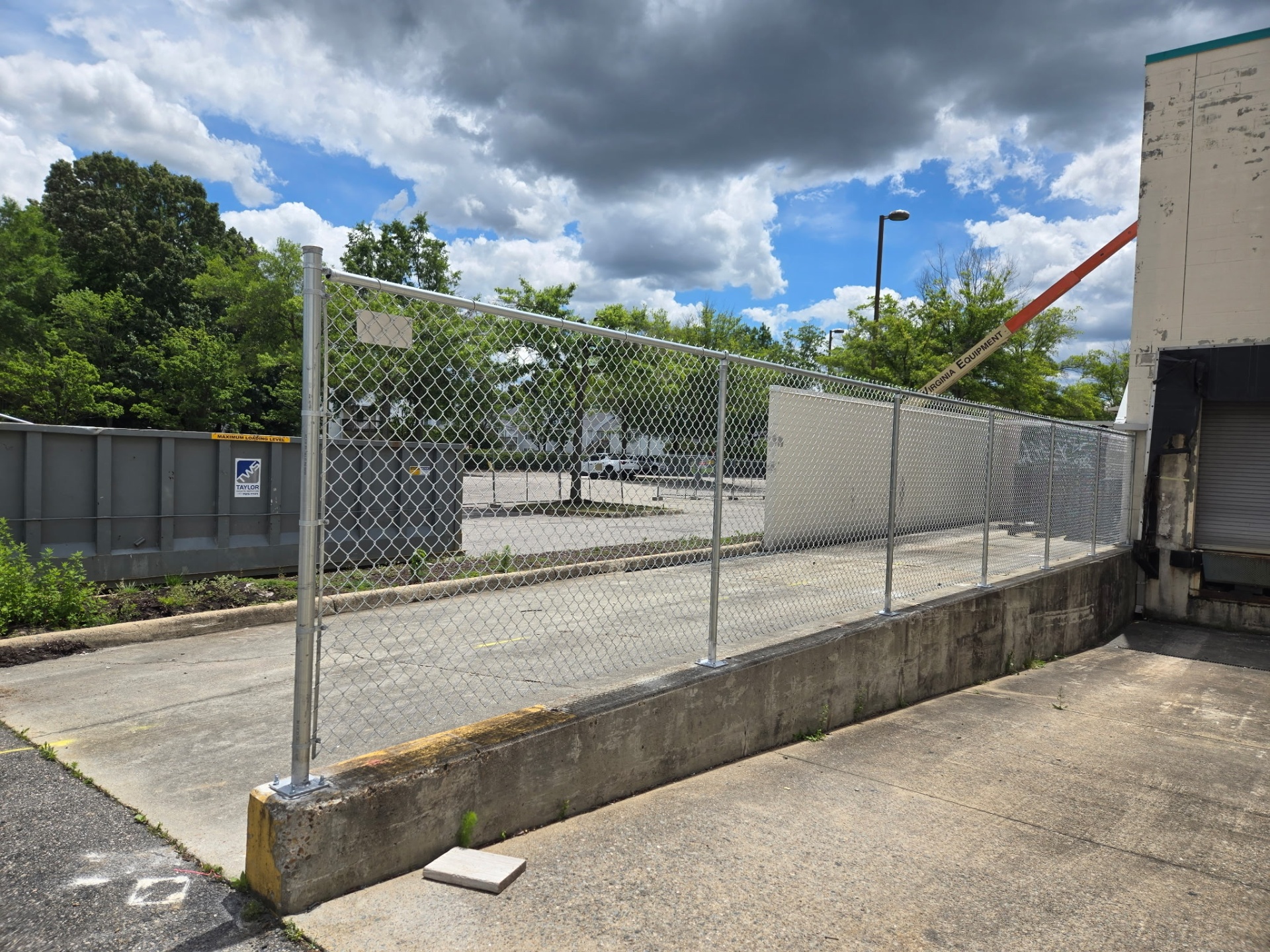 Chain Link Fencing gallery image 3