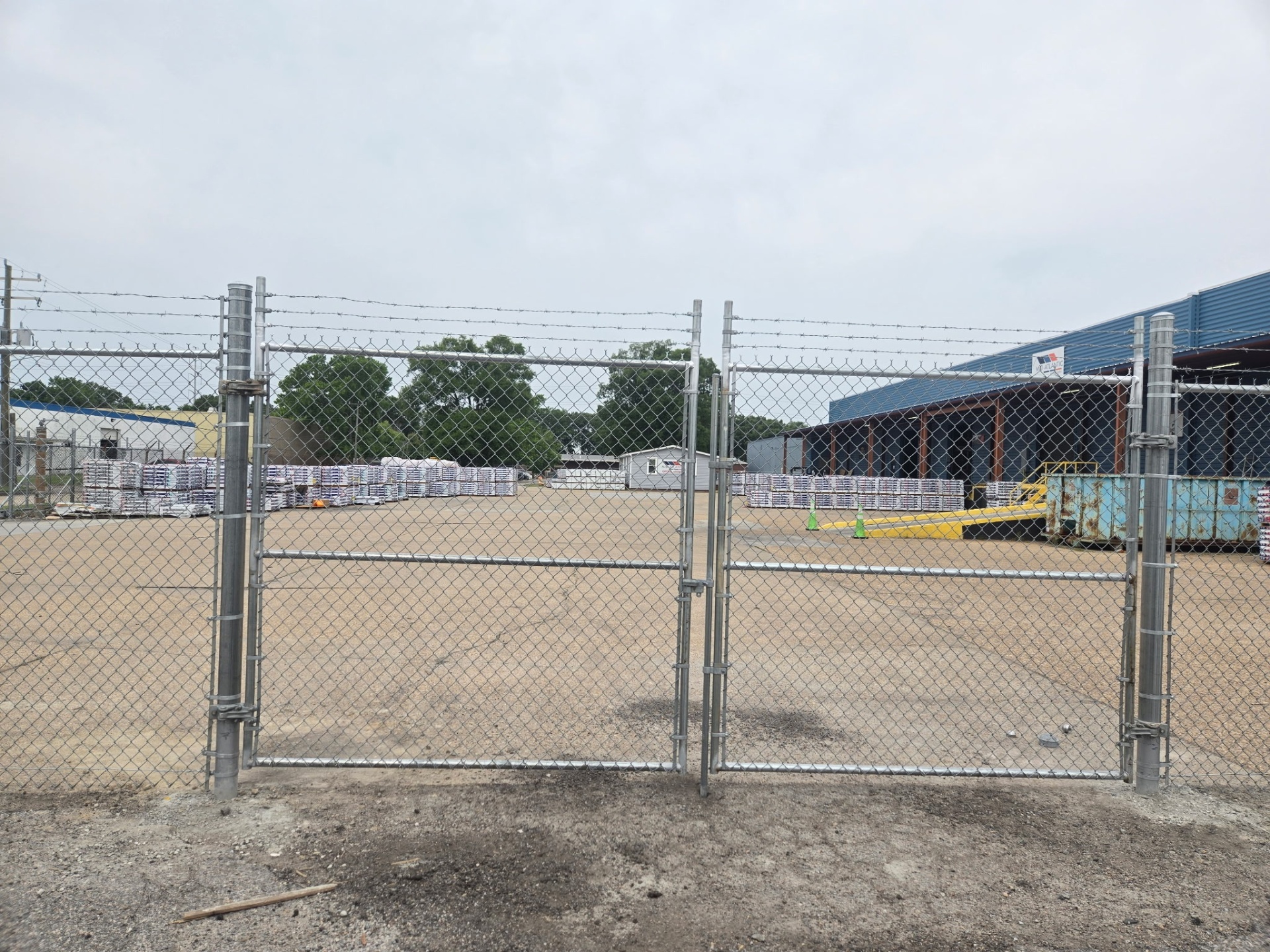 Chain Link Fencing gallery image 6