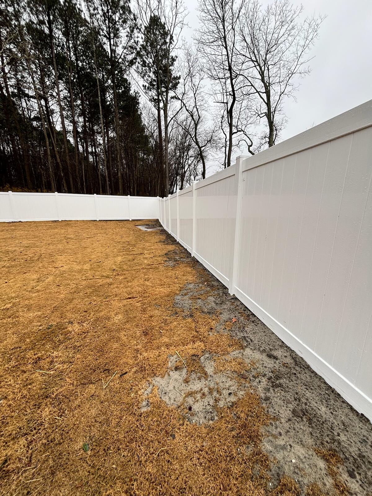 Dog-ear picket fence